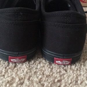 All black vans shoes
